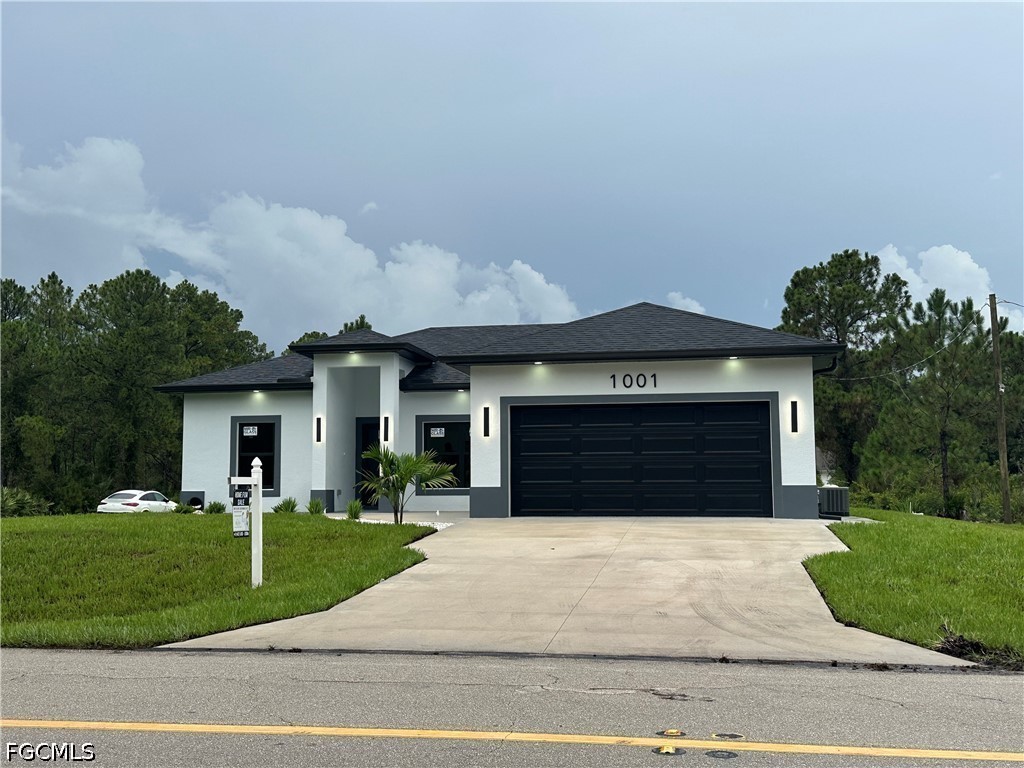 3 Bed SingleFamilyResidence for Sale in Lehigh Acres, FL — photo 3
