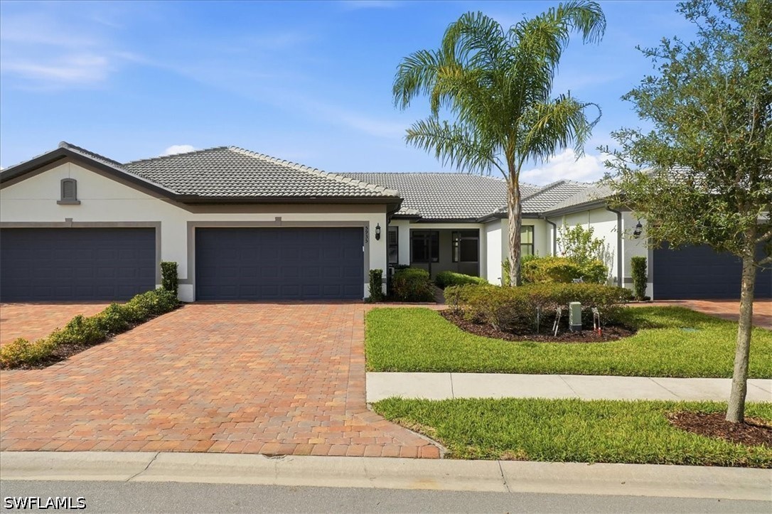 2 Bed Attached for Sale in Del Webb, FL, $2,550 — photo 3