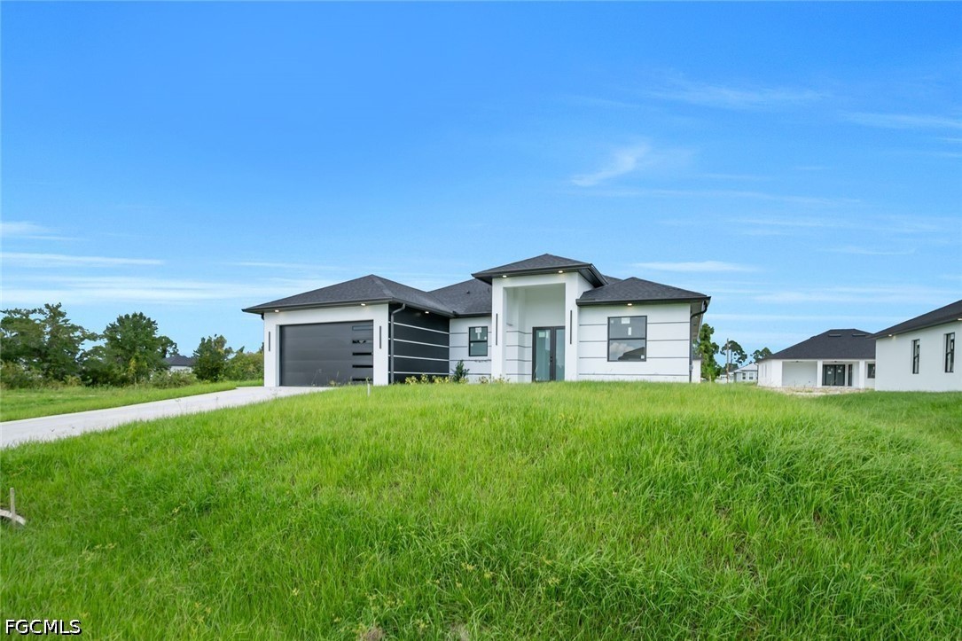 3 Bed SingleFamilyResidence for Sale in Lehigh Acres, FL — photo 3