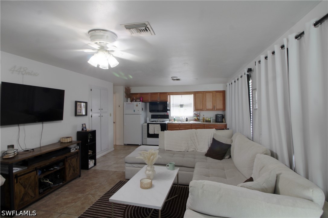 2 Bed Duplex for Sale in Naples Park, FL, $775,000 — photo 3