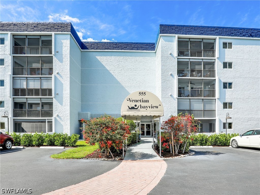2 Bed Condominium for Sale in Venetian Bayview, photo 3