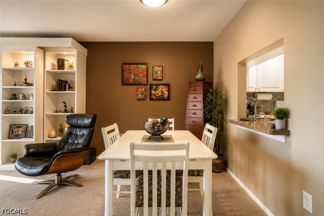 1 Bed Waterfront Home for Sale in Seven Lakes, photo 3