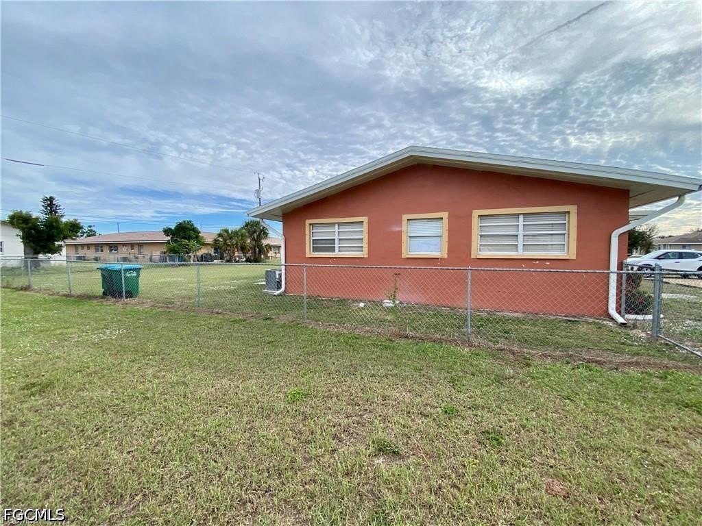 2 Bed Duplex for Sale in Cape Coral, FL, $1,250 — photo 3