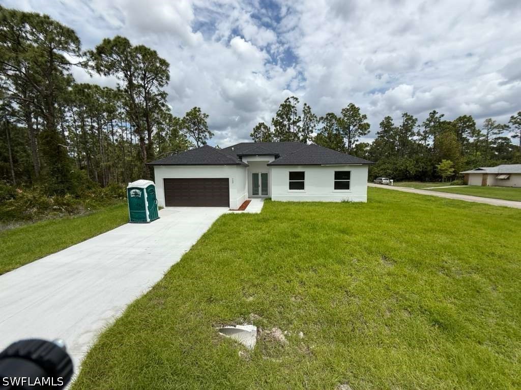 4 Bed SingleFamilyResidence for Sale in Lehigh Acres, FL — photo 3