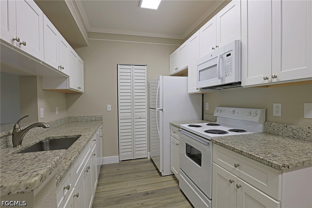 1 Bed Condominium for Sale in Royal Greens, FL, $1,250 — photo 3