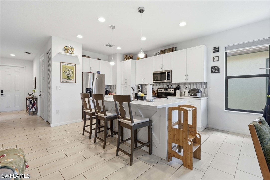 3 Bed SingleFamilyResidence for Sale in Naples, FL, $449,900 — photo 3