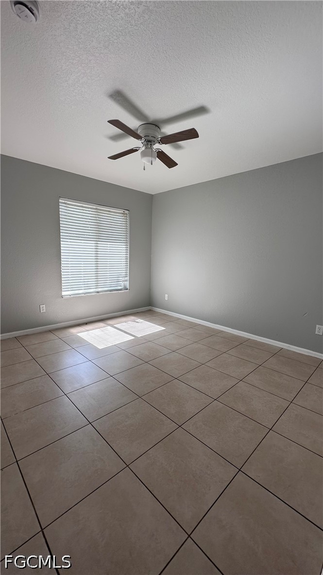 6 Bed Duplex for Sale in Cape Coral, FL, $475,900 — photo 3