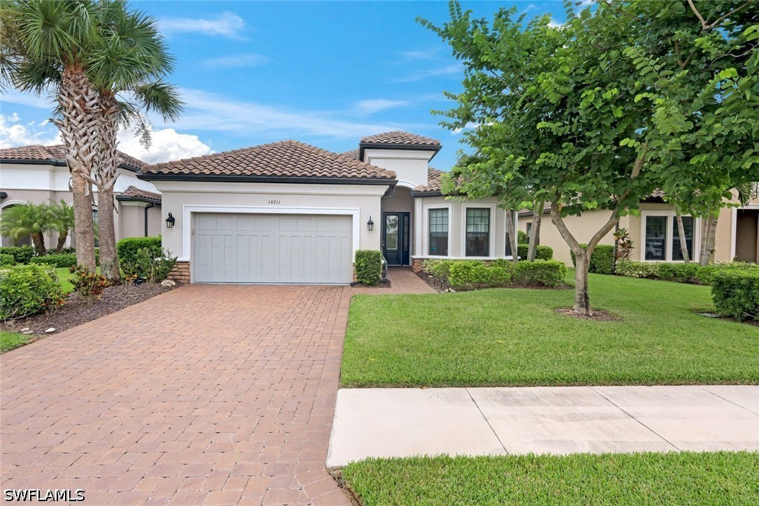 3 Bed SingleFamilyResidence for Sale in Estero Pointe, FL — photo 3