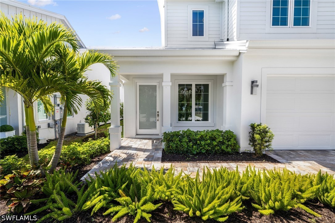 3 Bed Pool Home for Sale in Trail Terrace, photo 3