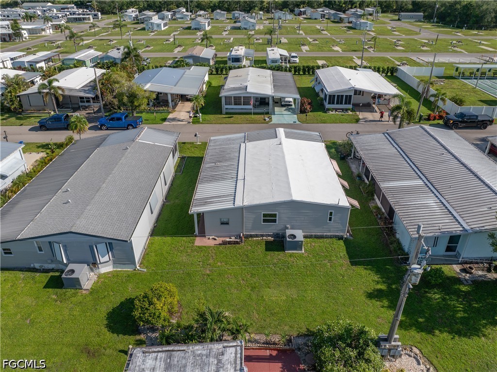 2 Bed ManufacturedHome for Sale in Tamiami Village, photo 3