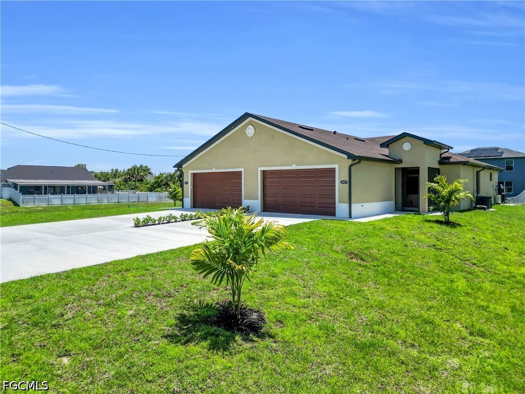 6 Bed Duplex for Sale in Lehigh Acres, photo 3