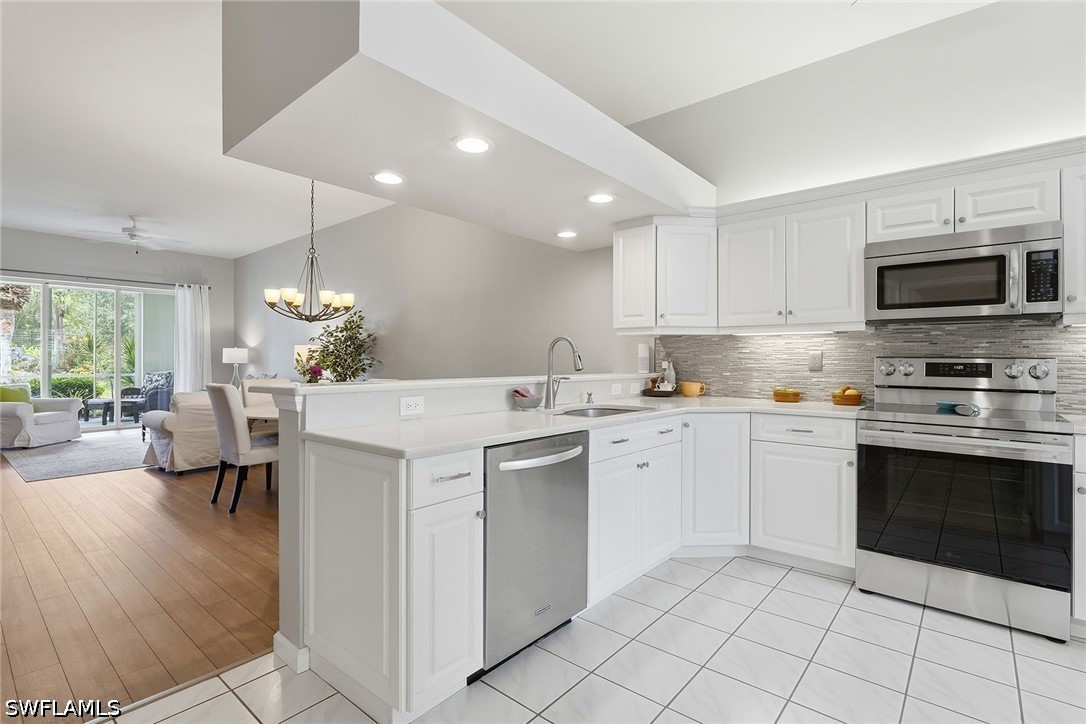 2 Bed Waterfront Home for Sale in Naples, photo 3