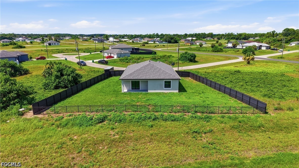 4 Bed SingleFamilyResidence for Sale in Port Labelle, photo 3
