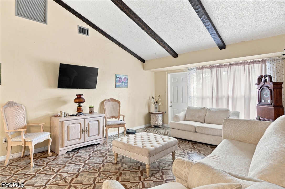 2 Bed Pool Home for Sale in Lehigh Acres, photo 3