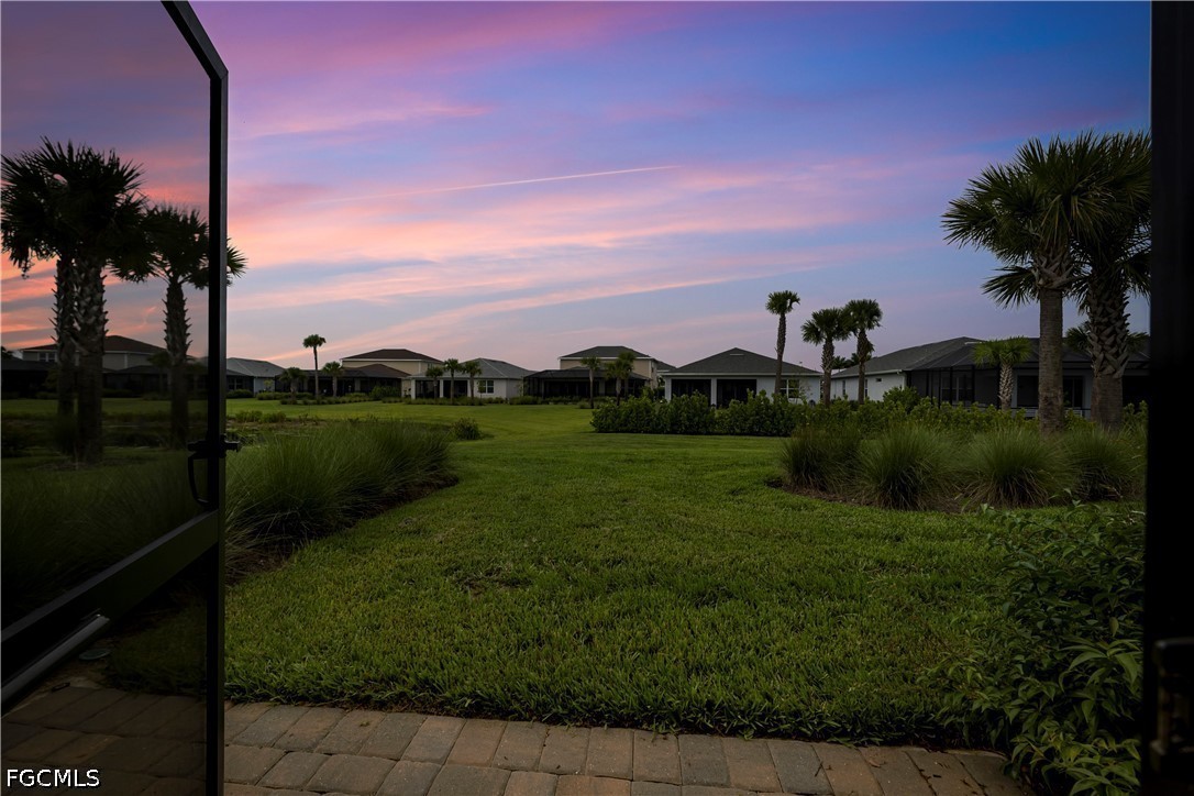 3 Bed Waterfront Home for Sale in Northridge, photo 3
