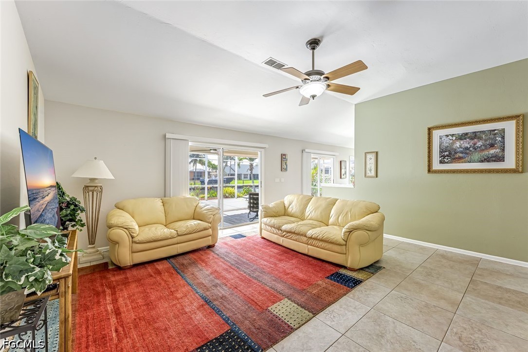 4 Bed Pool Home for Sale in Cape Coral, photo 3
