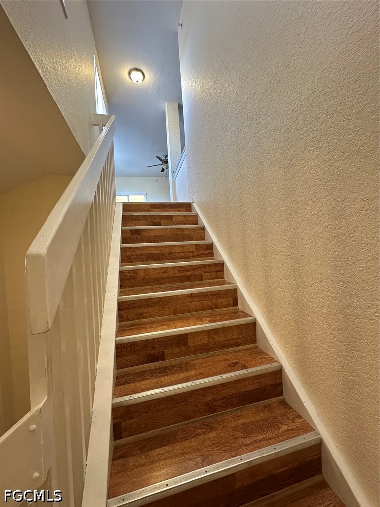 3 Bed Pool Home for Sale in Tuscany Gardens, photo 3