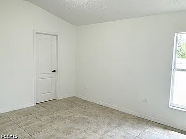 3 Bed SingleFamilyResidence for Sale in Orlando, photo 3