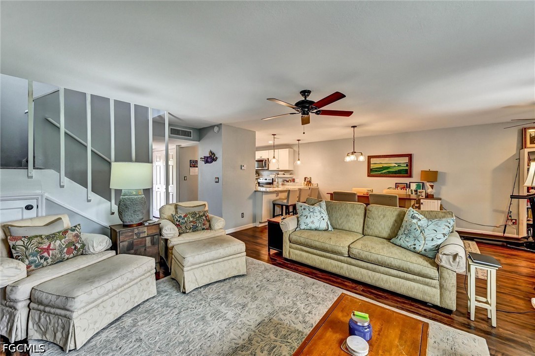 2 Bed Pool Home for Sale in Caloosa Bayview, photo 3