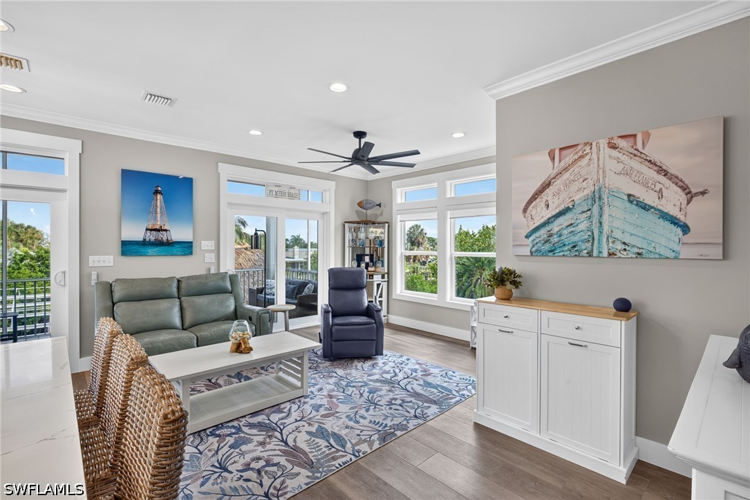 3 Bed Waterfront Home for Sale in Shell Mound Park, photo 3