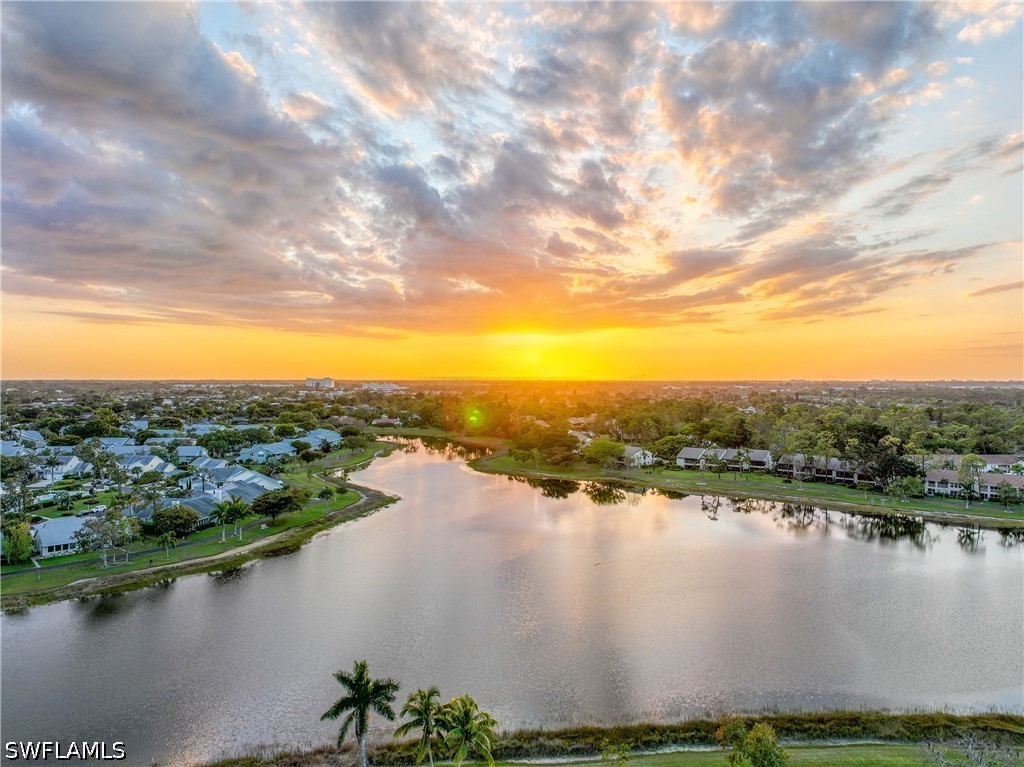 2 Bed Condominium for Sale in Naples, photo 3