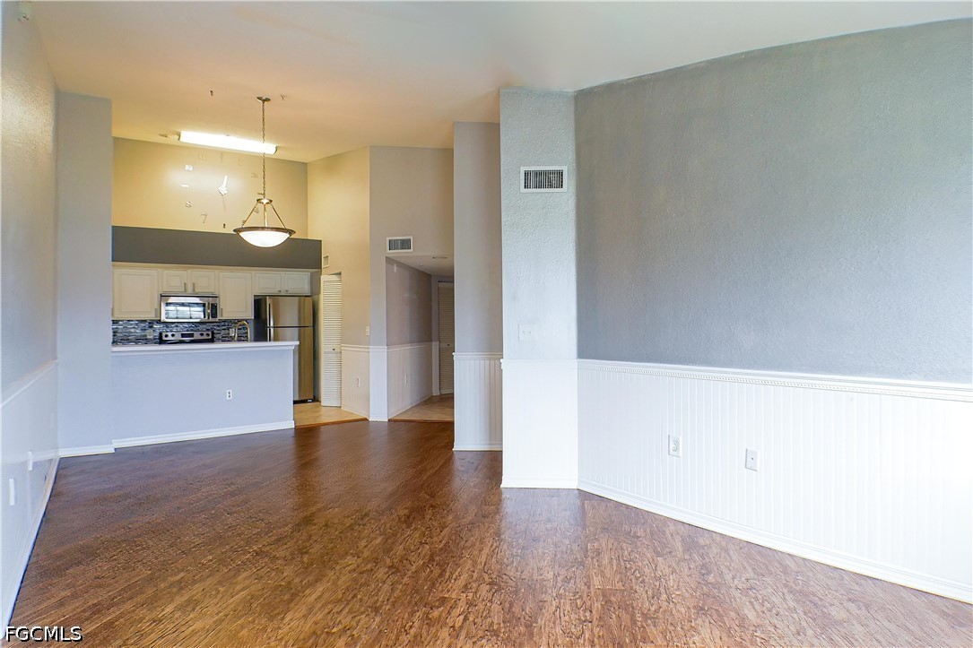 2 Bed Condominium for Sale in The Residence, photo 3
