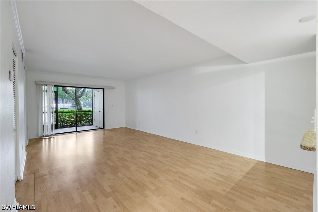 2 Bed Condominium for Sale in Pine Haven Condo, photo 3