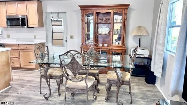 2 Bed ManufacturedHome for Sale in Old Bridge Village, photo 3