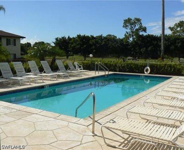 2 Bed Condominium for Sale in Brook Pines, photo 3
