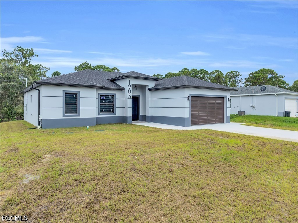 4 Bed SingleFamilyResidence for Sale in Lehigh Acres, photo 3