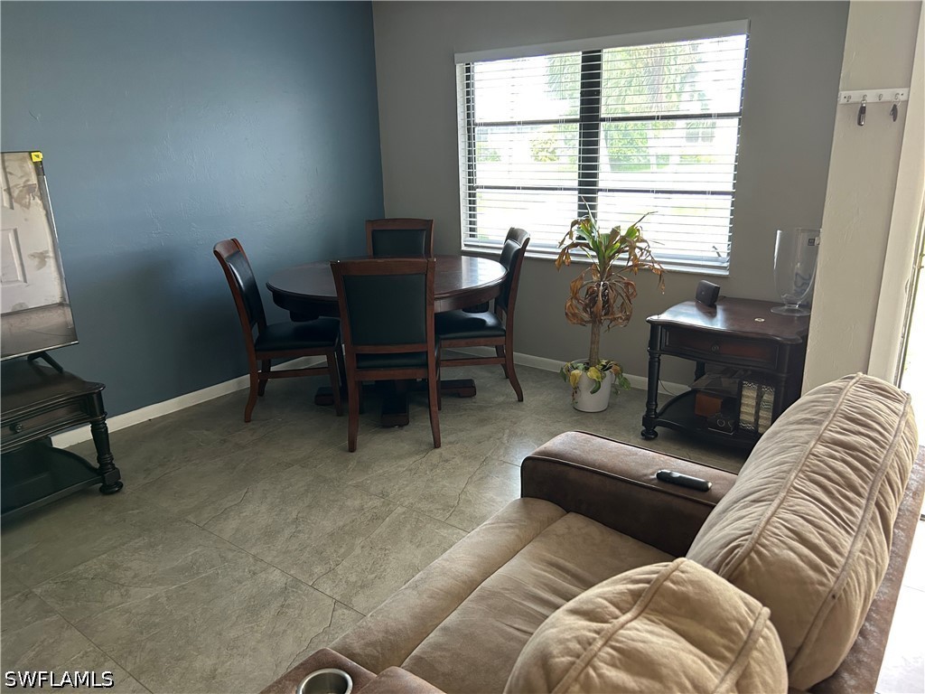 4 Bed Duplex for Sale in Cape Coral, photo 3