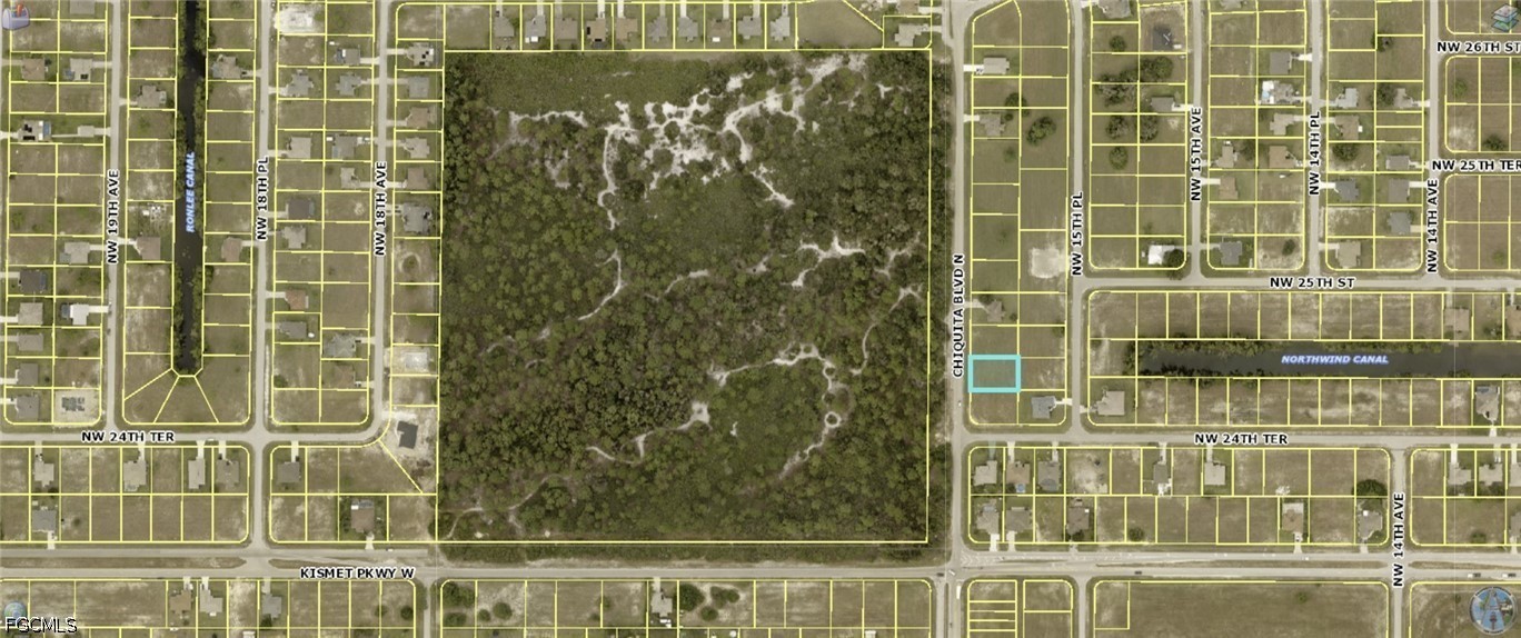 Residential for Sale in Cape Coral, photo 3