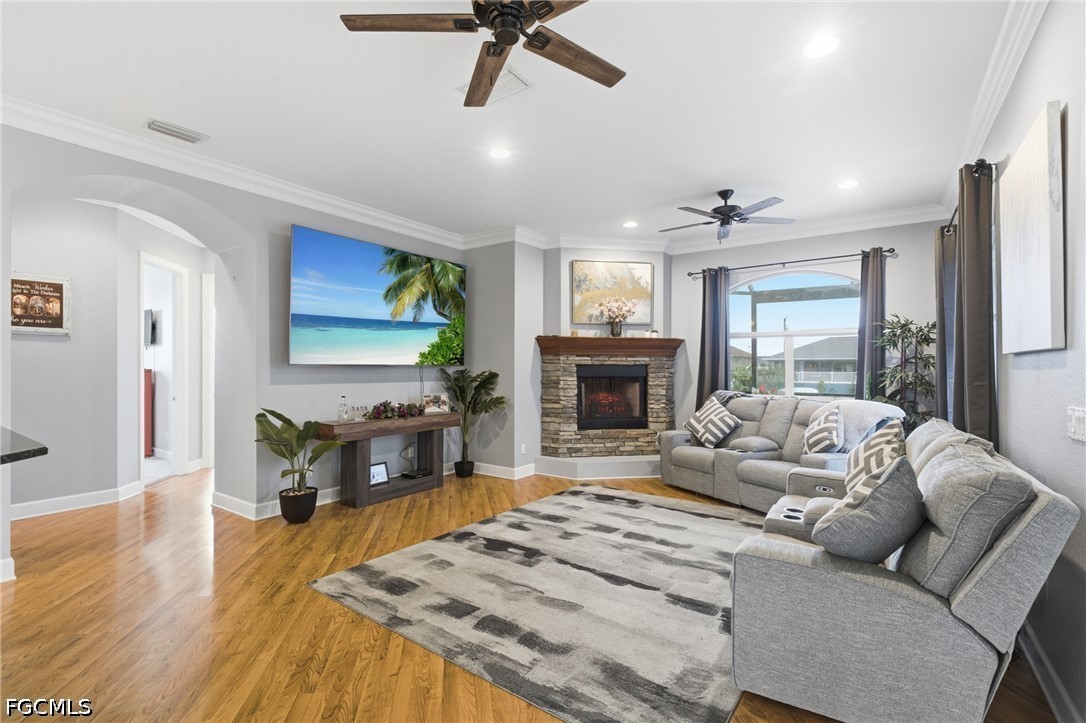 4 Bed Pool Home for Sale in Cape Coral, photo 3