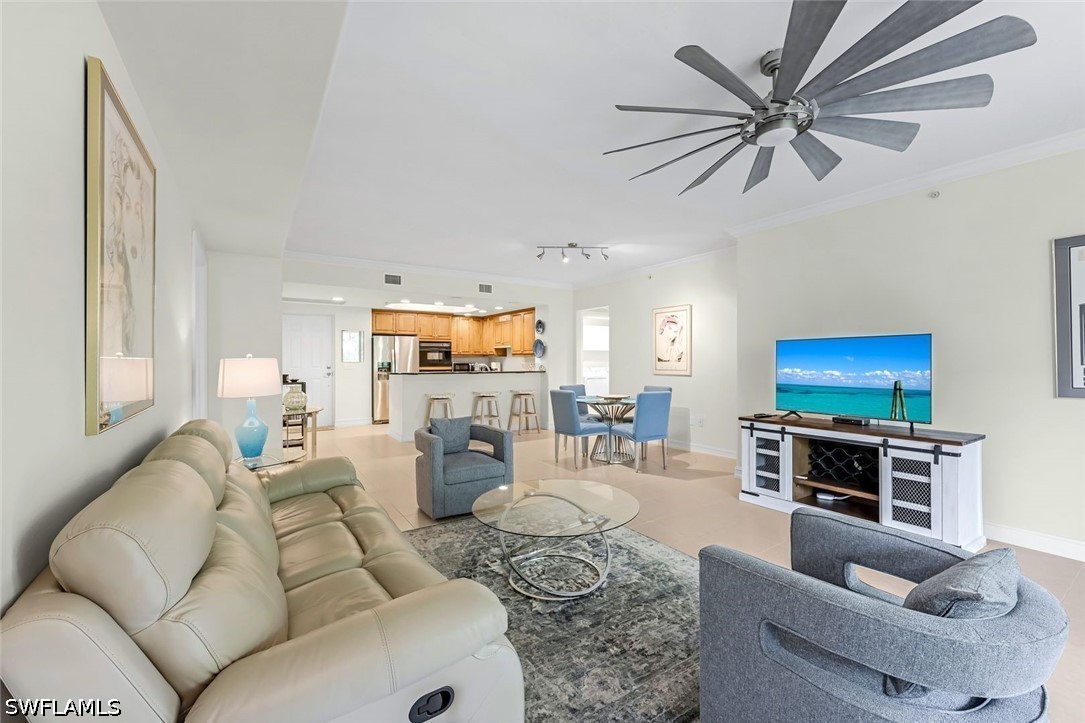 2 Bed Condominium for Sale in Naples, photo 3