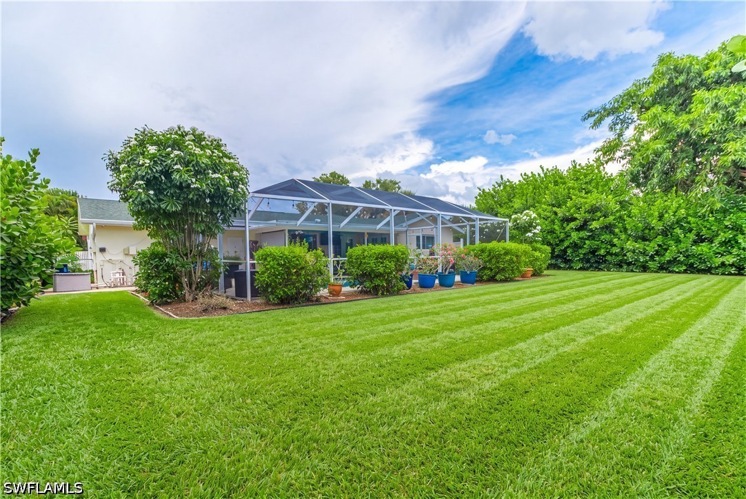 2 Bed Pool Home for Sale in Tanglewood, photo 3