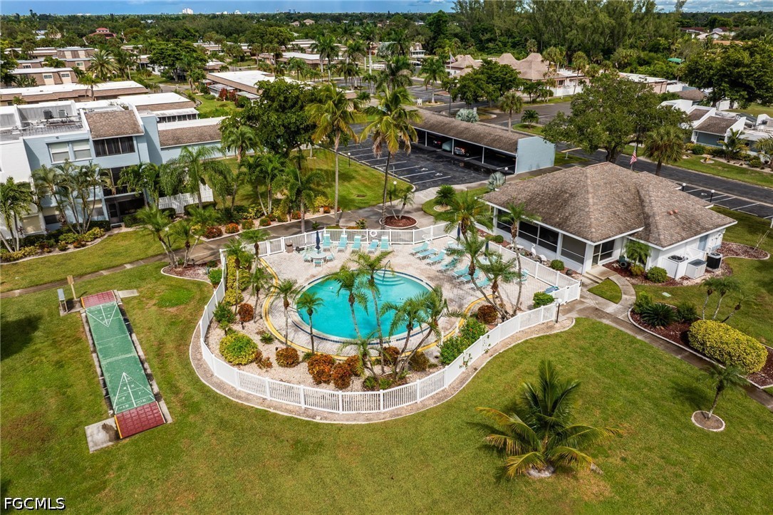 2 Bed Condominium for Sale in Fort Myers, photo 3