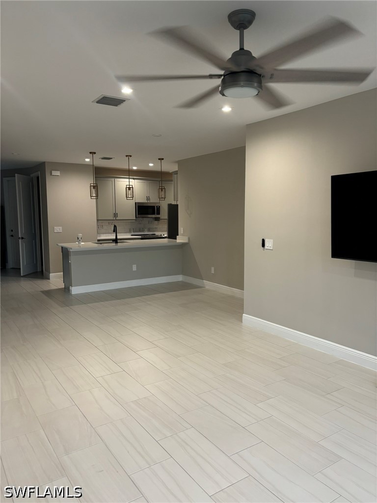 4 Bed Waterfront Home for Sale in Naples, photo 3