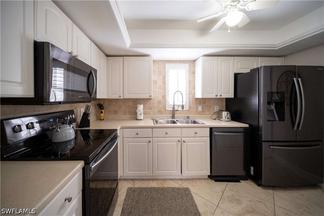 3 Bed Condominium for Sale in Naples, photo 3