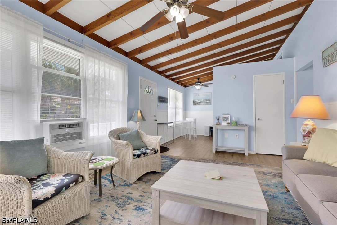 3 Bed Duplex for Sale in Cases, photo 3