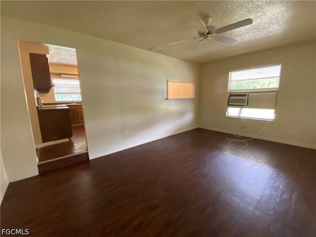 3 Bed Pool Home for Sale in North Fort Myers, photo 3