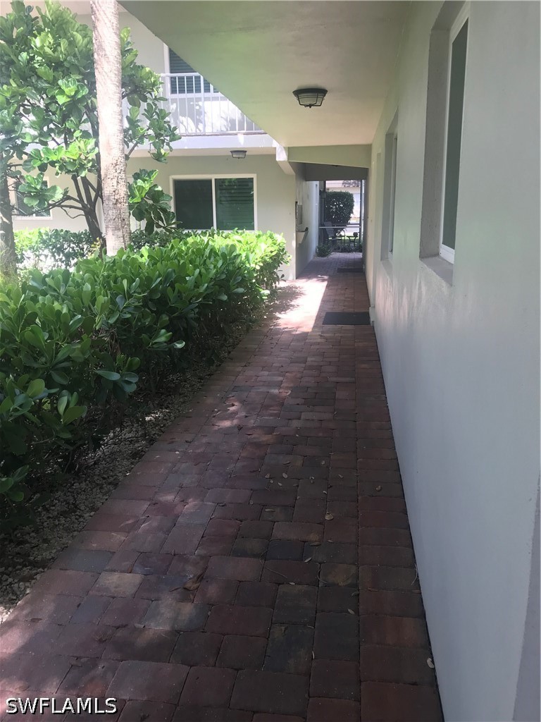 2 Bed Condominium for Sale in Naples, photo 3