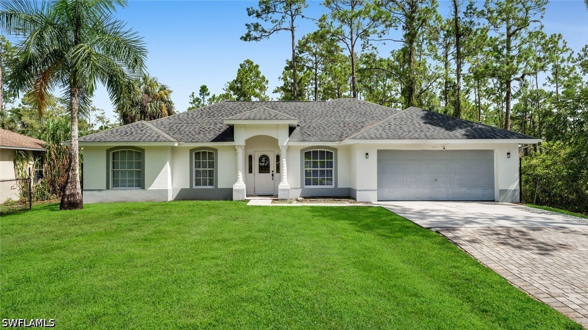 4 Bed SingleFamilyResidence for Sale in Naples, photo 3