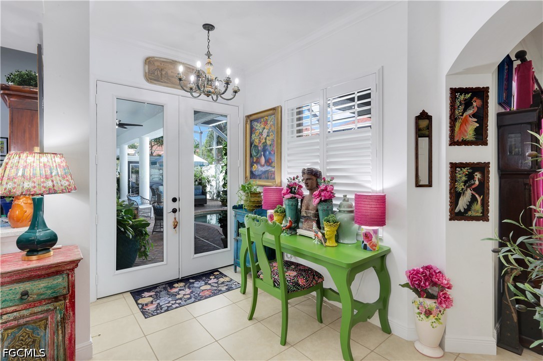 3 Bed Pool Home for Sale in Bell Tower Park, photo 3