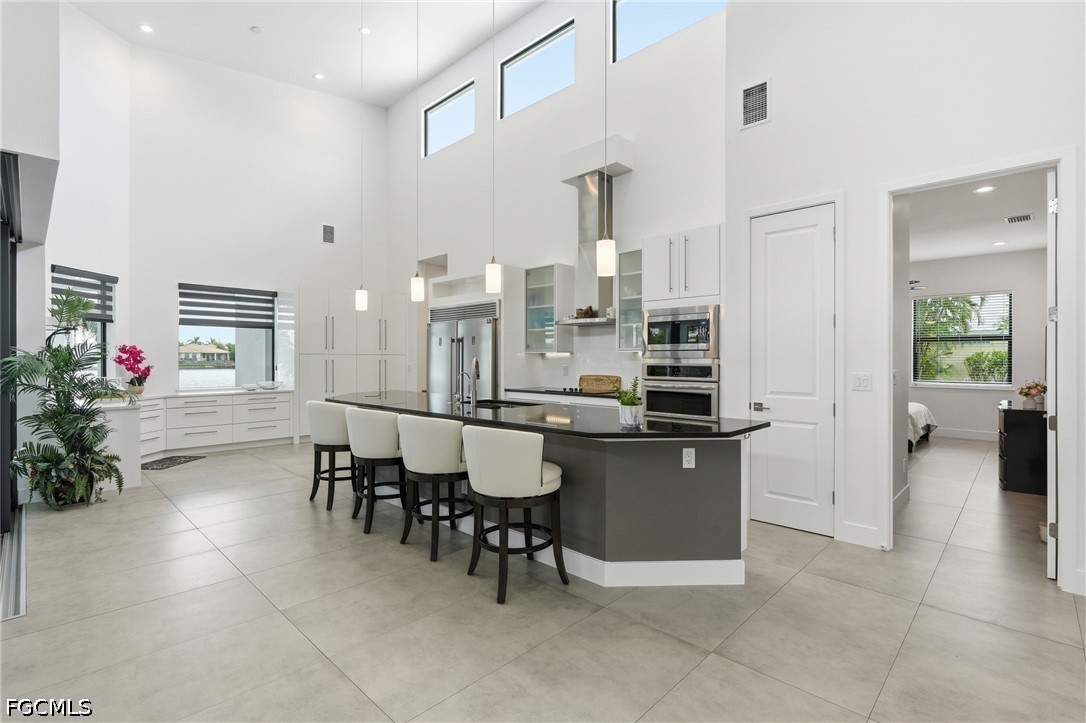 4 Bed Pool Home for Sale in Cape Coral, photo 3