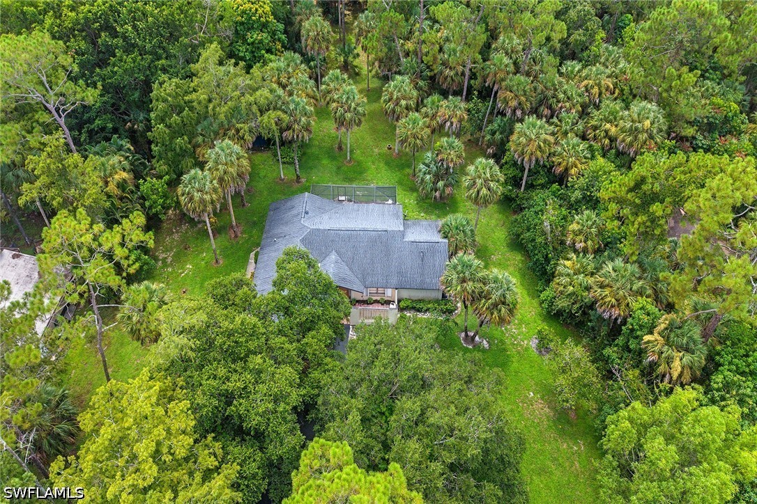 3 Bed SingleFamilyResidence for Sale in Naples, photo 3