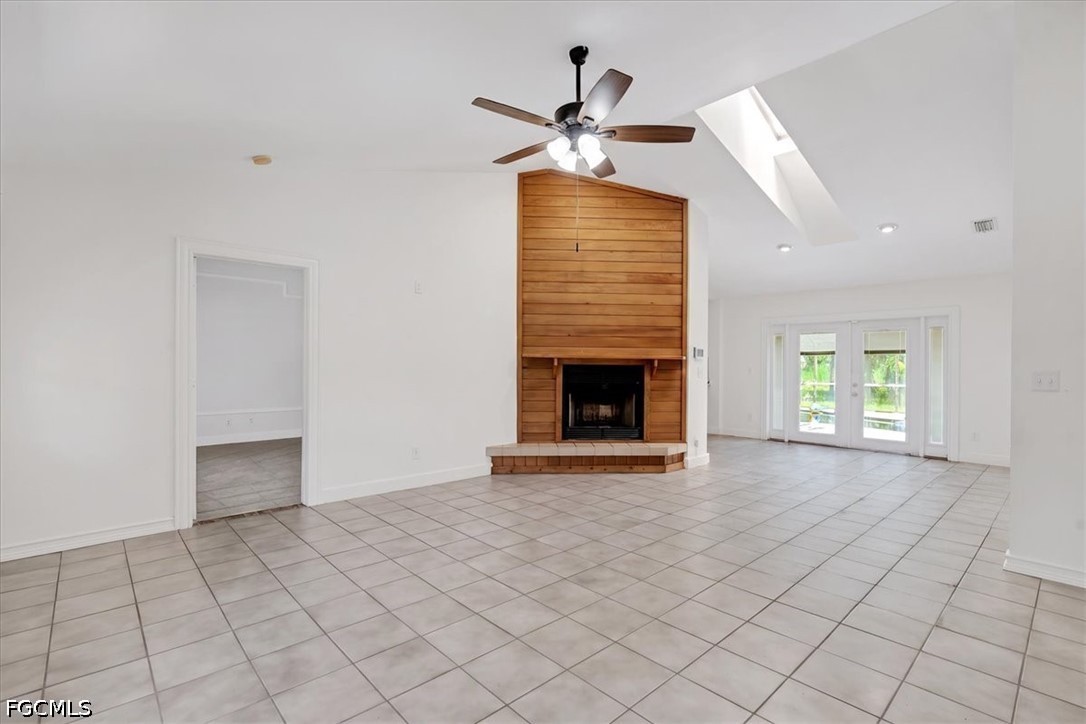 3 Bed Pool Home for Sale in Naples, photo 3