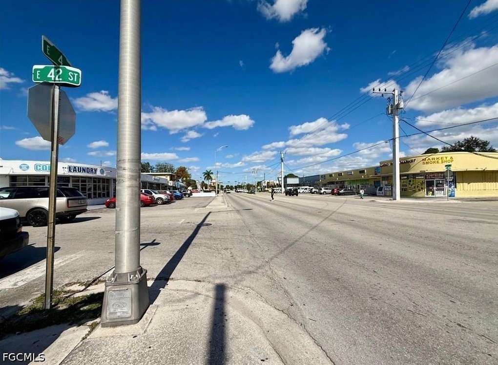 Retail for Sale in Hialeah, photo 3