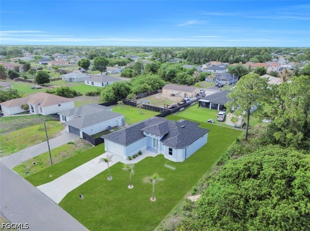 4 Bed SingleFamilyResidence for Sale in Lehigh Acres, photo 3