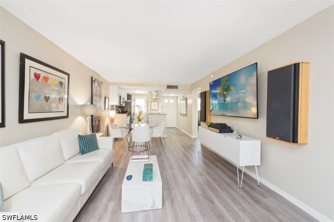 2 Bed Pool Home for Sale in Town Manor, photo 3