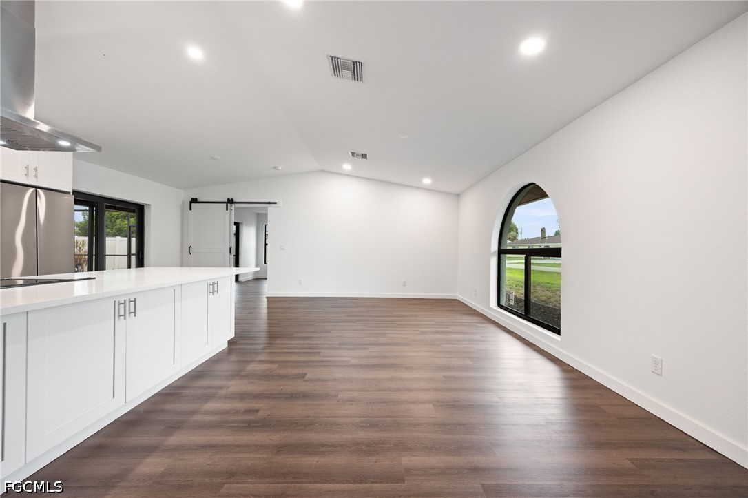 3 Bed Pool Home for Sale in Cape Coral, photo 3